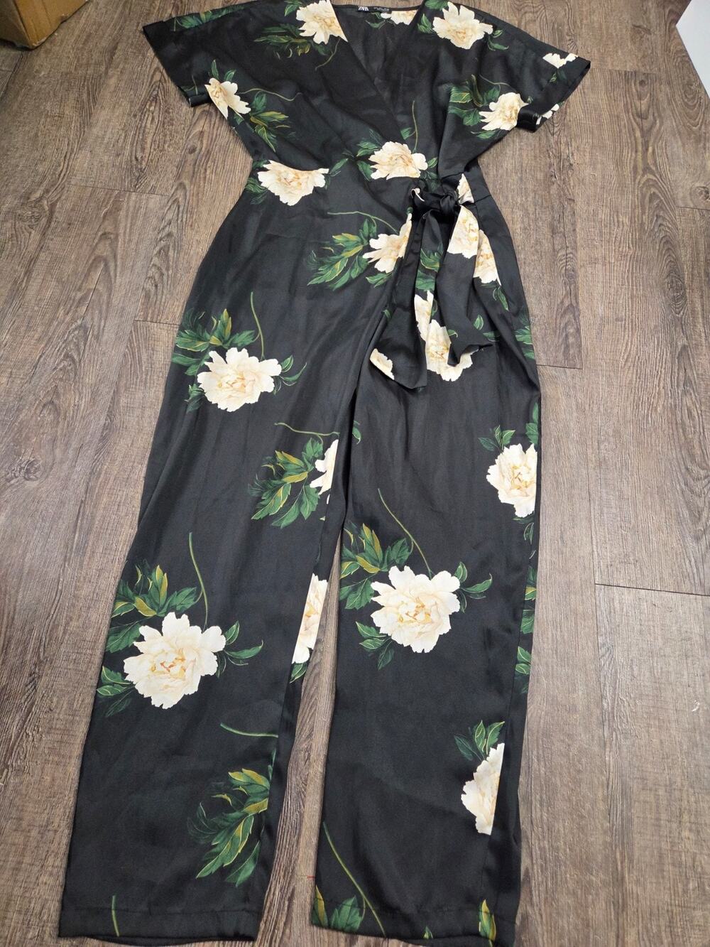 Zara Black Label Black Cream Floral Satin Tie Waist Jumpsuit Romper Size Large